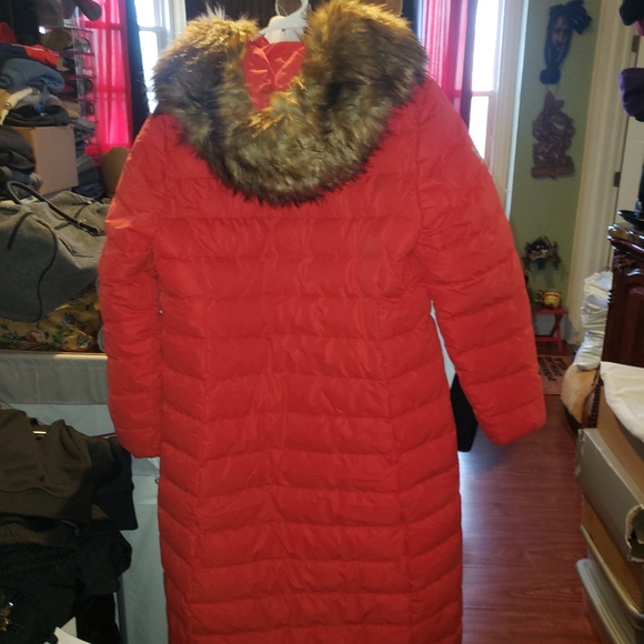 WOMENS SUPERDRY RED PUFFER COAT SIZE 12 - Picture 6 of 8